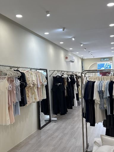 Eonni Collection