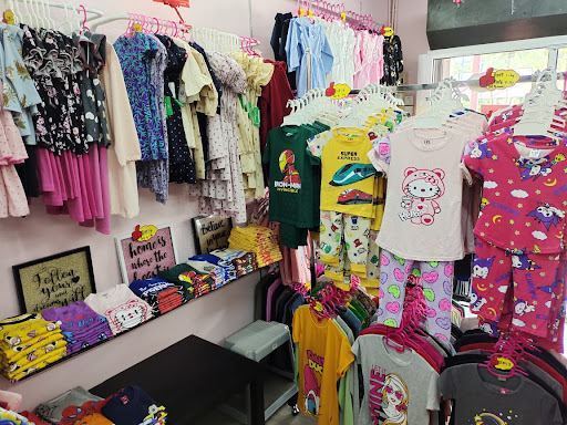 Kedai Baju Budak