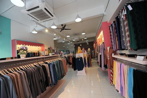 Kedai Pakaian Terbaik di Johor Bahru Untuk Gaya Terkini
