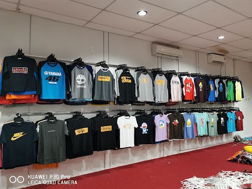 Kedai Pakaian Terbaik di Kampong Dungun untuk Gaya Terkini