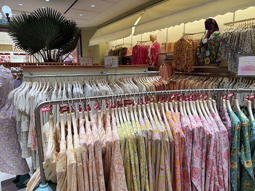 Kedai Pakaian Terbaik di Kuching untuk Gaya Terkini