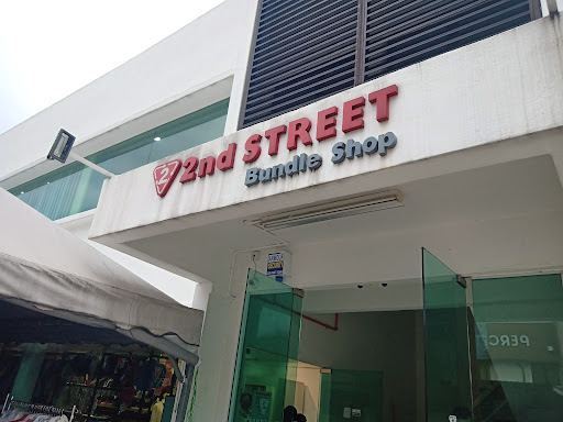 Kedai Pakaian Terbaik di Subang Jaya untuk Gaya Terkini