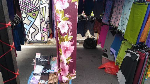 Kedai Tudung Pasar Malam-Kekaboo Aidijuma