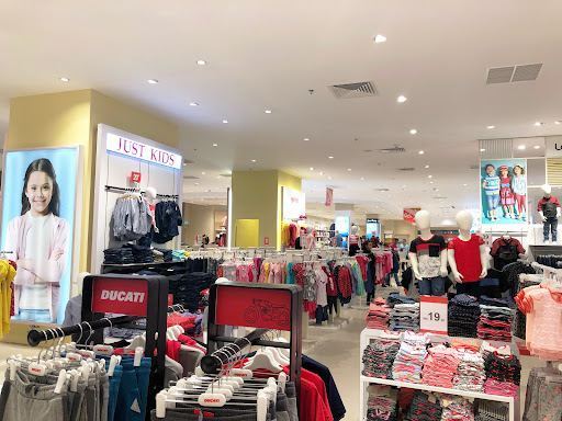 Levi's Spring Bintulu