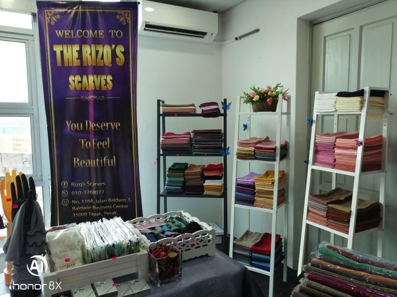 Rizq Scarves