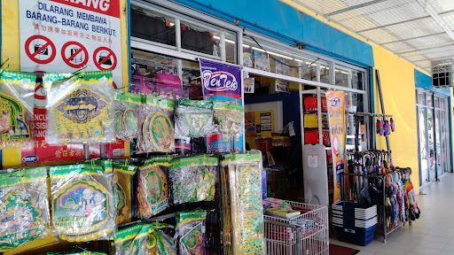 TEN TEN Retail - Sungai Udang