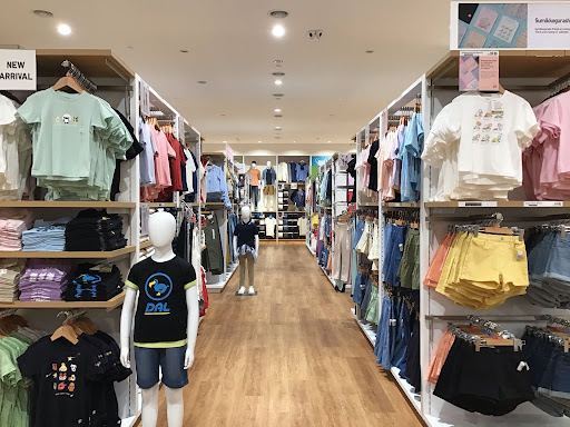 UNIQLO The Spring Bintulu